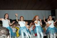 Dancing Girls 4